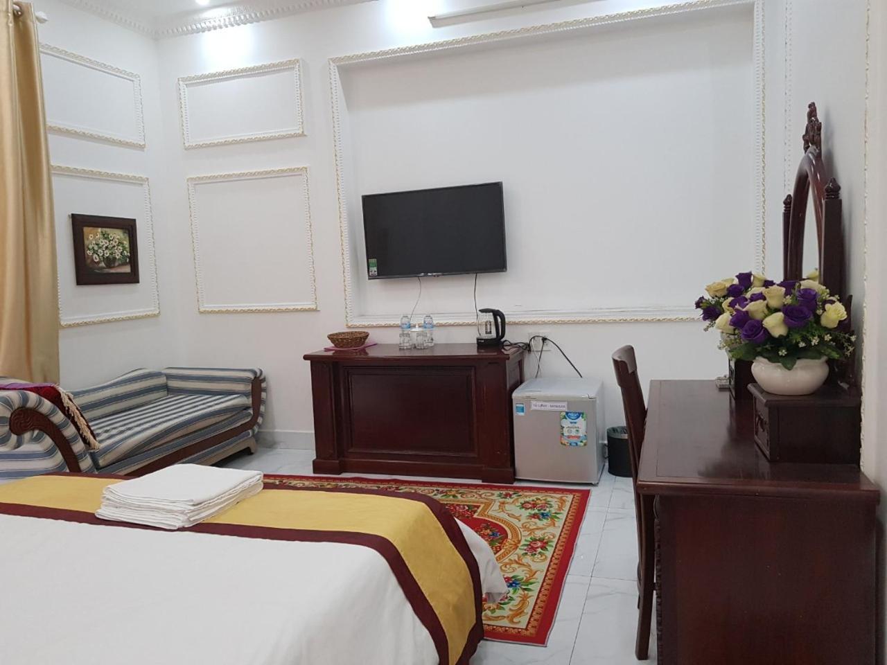 הו צ'י מין סיטי Kim Cuong - Hotel Near Tan Son Nhat Airport מראה חיצוני תמונה
