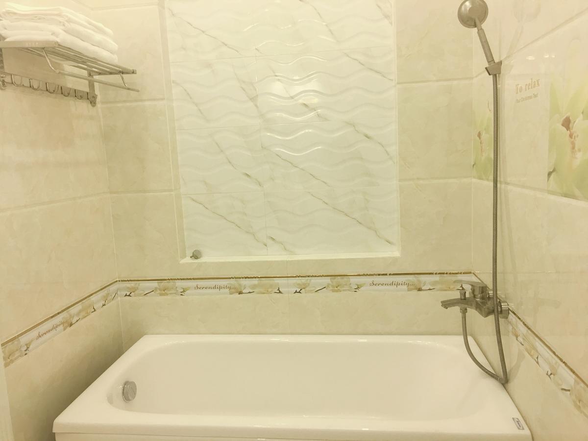הו צ'י מין סיטי Kim Cuong - Hotel Near Tan Son Nhat Airport מראה חיצוני תמונה